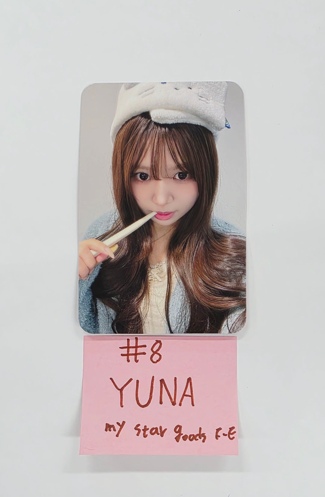 LOVEONE "LOVE HIGH" - My Star Goods Fansign Event Photocard R2 [26.02.02]