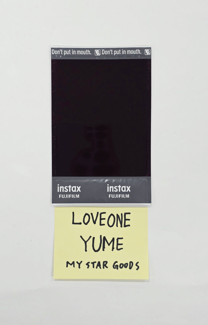 YUME (of LOVEONE) "LOVE HIGH" - Hand Autographed(Signed) Polaroid [26.02.02]