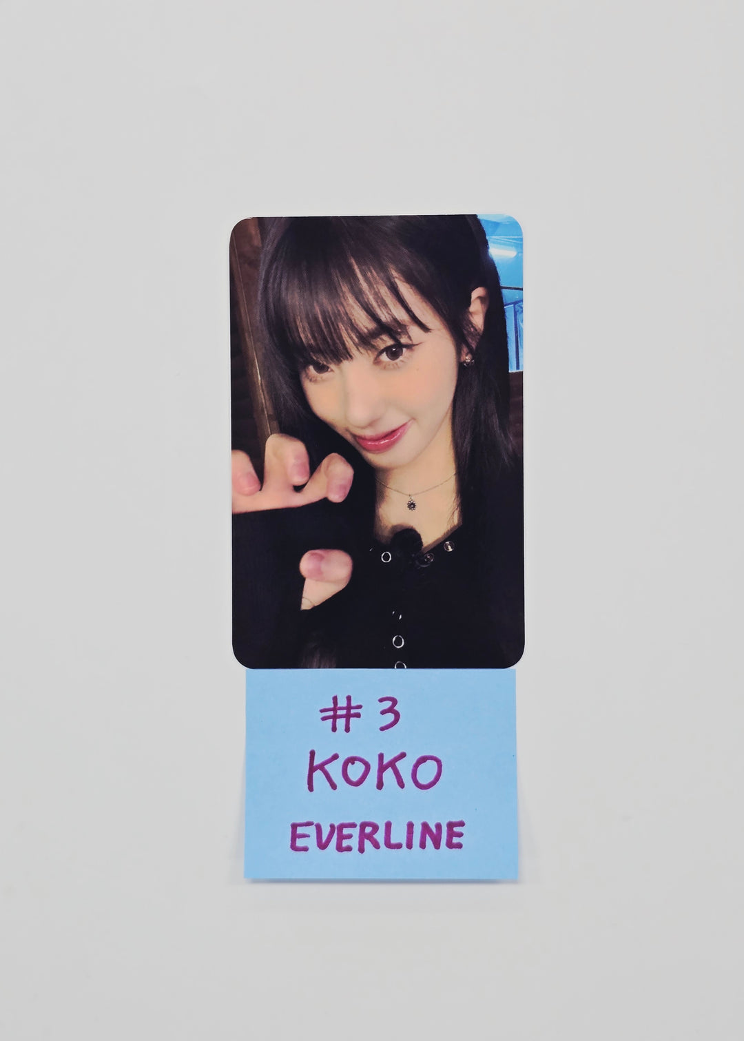 IZNA "Not Just Pretty" - Everline Fansign Event Photocard R2 (posterbook ver.)(Supercrush ver.) [26.02.03]