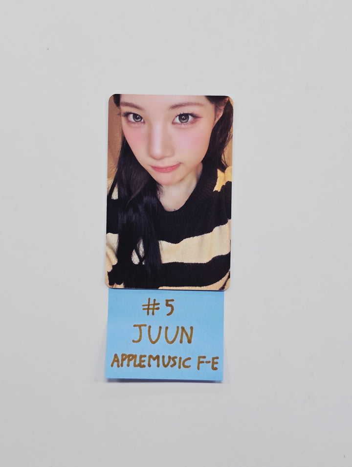 Hearts2Hearts "Focus" - Apple Music Fansign Event Photocard R2 [26.02.03]