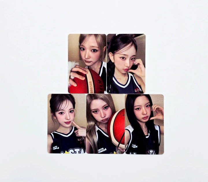 KiiiKiii "Delulu Pack" - Apple Music Fansign Event Photocard [26.02.05]