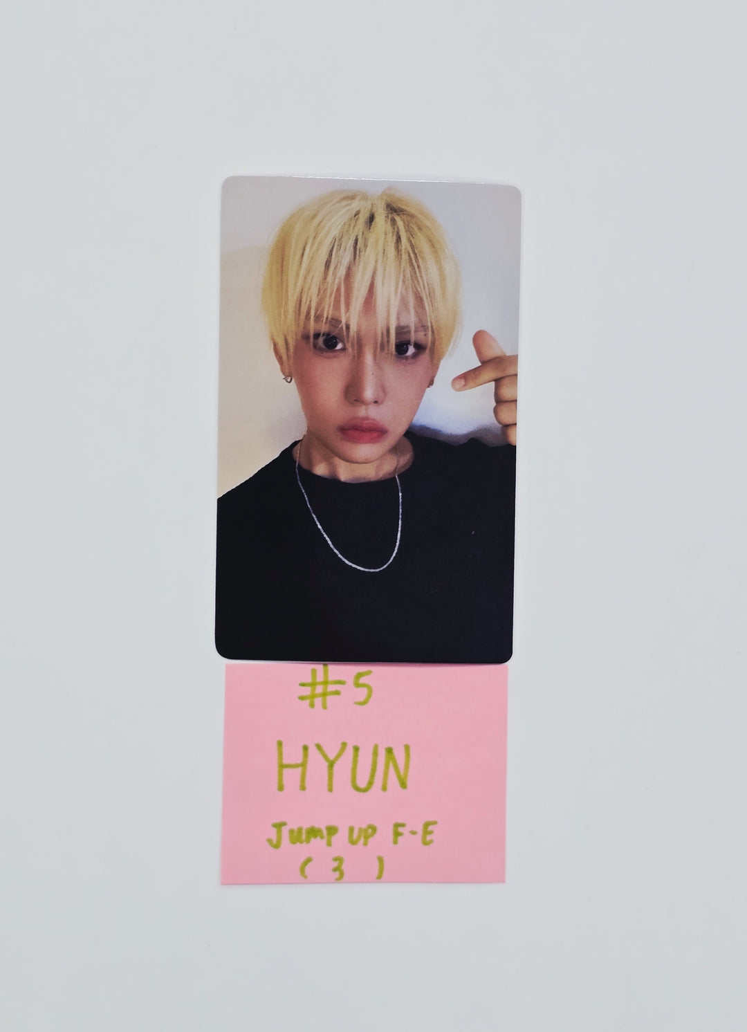 XLOV "UXLXVE" - Jump UP Fansign Event Photocard R10 [26.02.05]