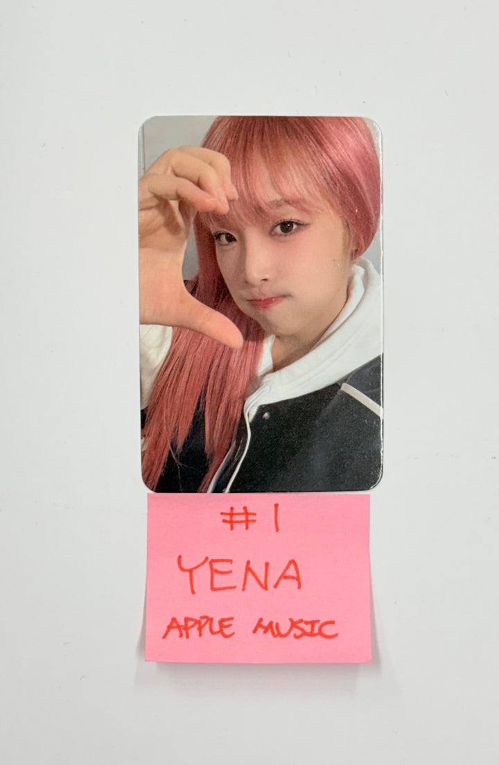 Yena "HATE XX" - Apple Music Fansign Event Photocard [26.02.05]