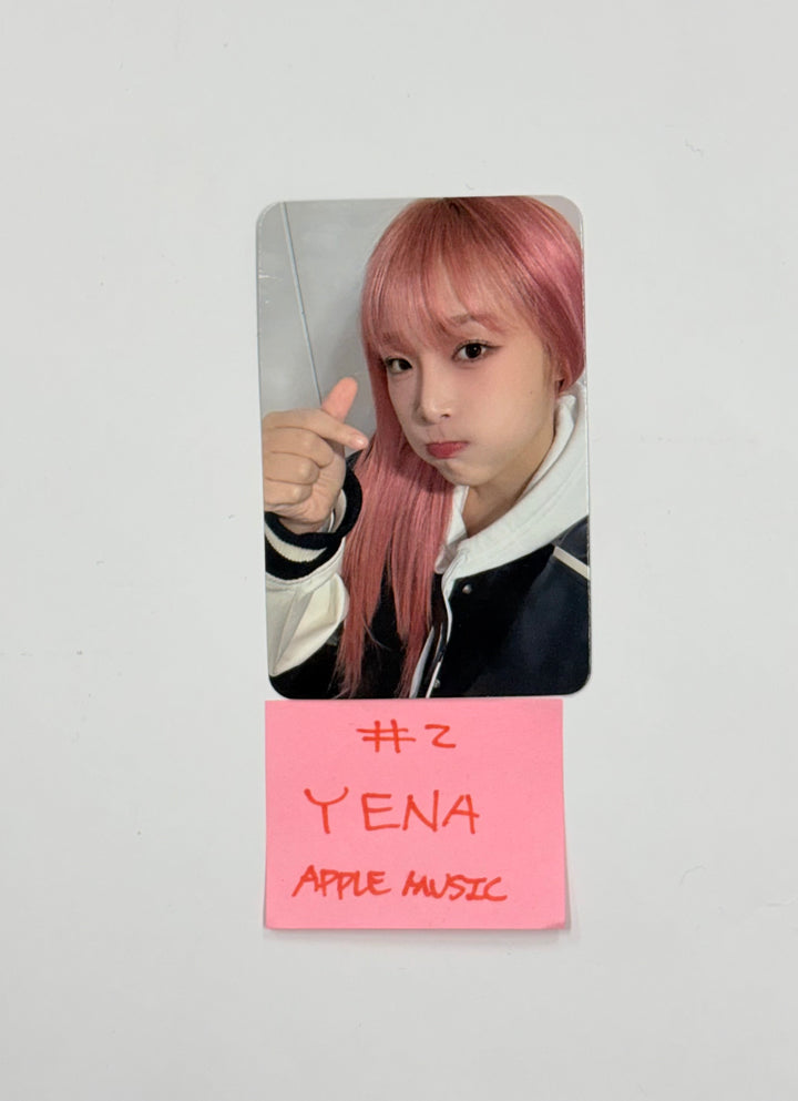 Yena "HATE XX" - Apple Music Fansign Event Photocard [26.02.05]