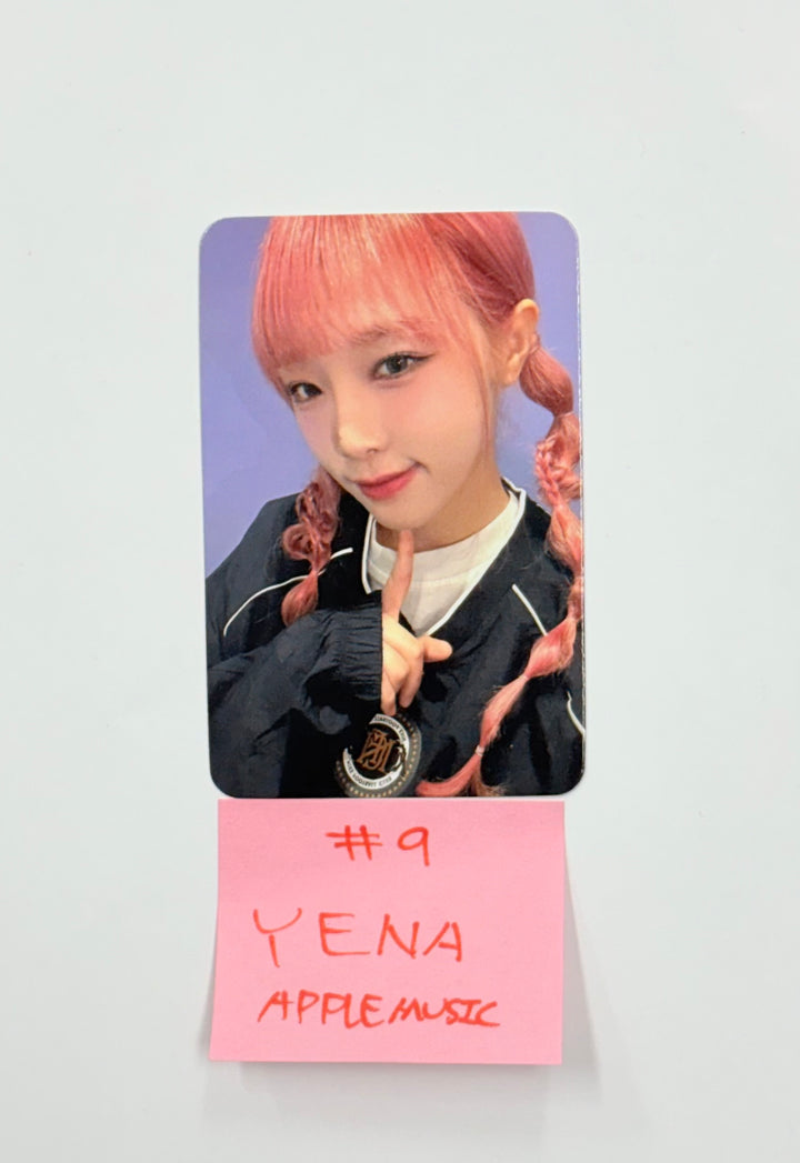 Yena "HATE XX" - Apple Music Fansign Event Photocard [26.02.05]