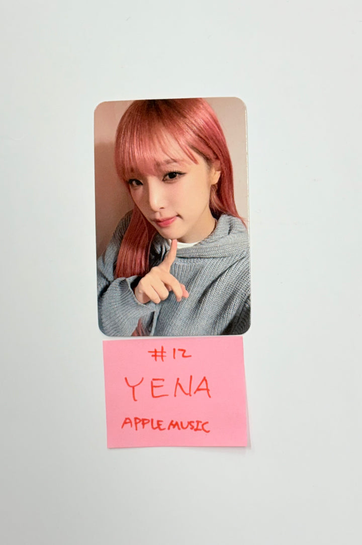 Yena "HATE XX" - Apple Music Fansign Event Photocard [26.02.05]