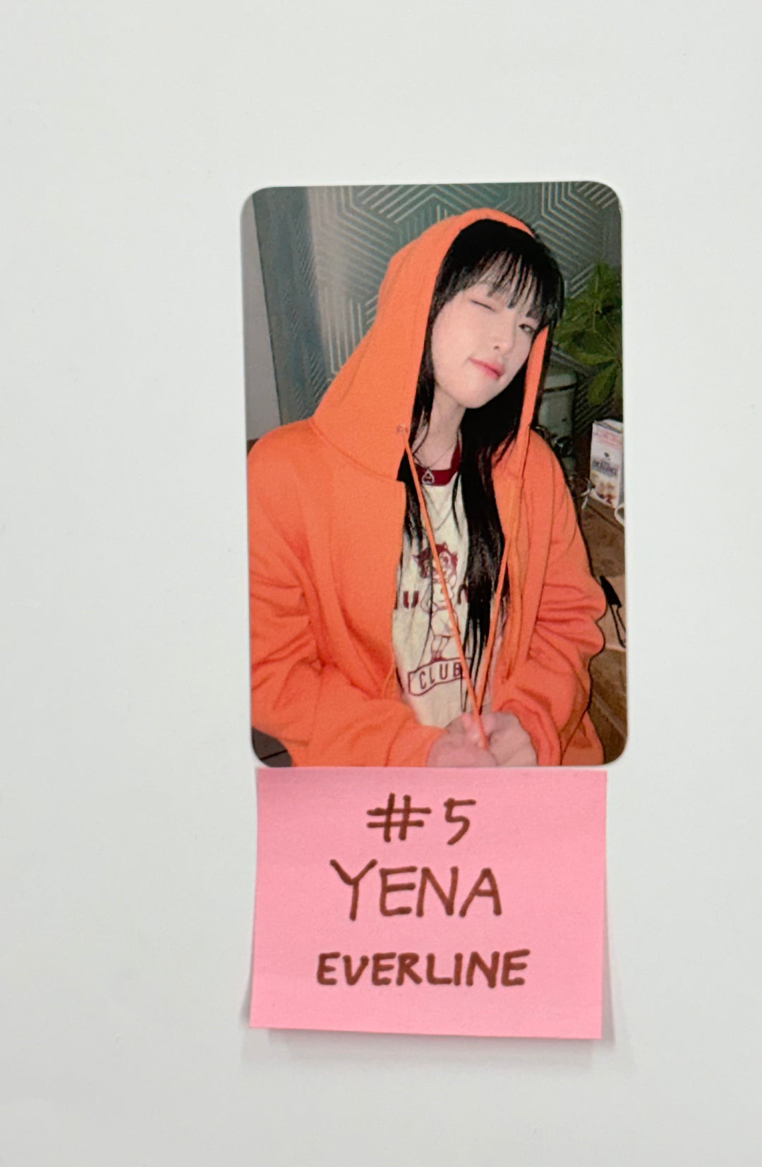 YENA "Love War" - Everline Fansign Event Photocard [26.02.05]