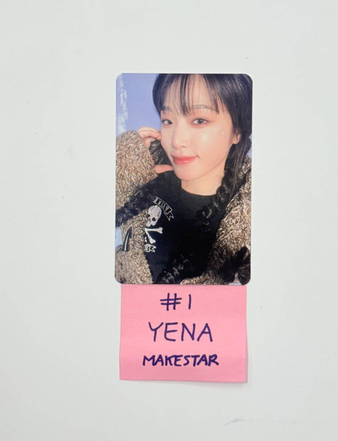 YENA "Love War" - Makestar Fansign Event Photocard [26.02.05]