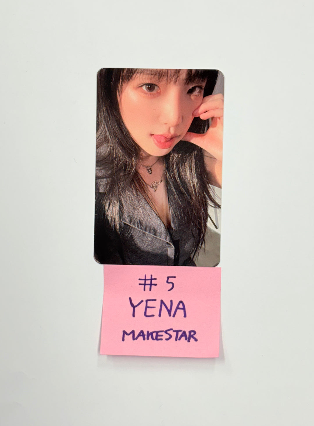 YENA "Love War" - Makestar Fansign Event Photocard [26.02.05]
