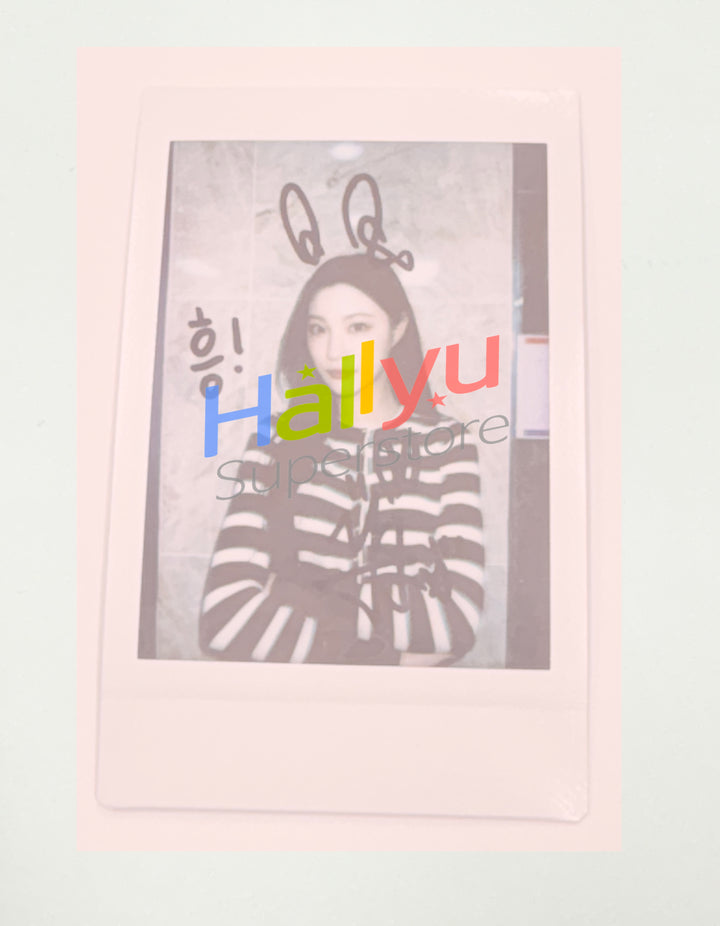 Yeju (of ICHILLIN) - Hand Autographed(Signed) Polaroid [26.02.05]