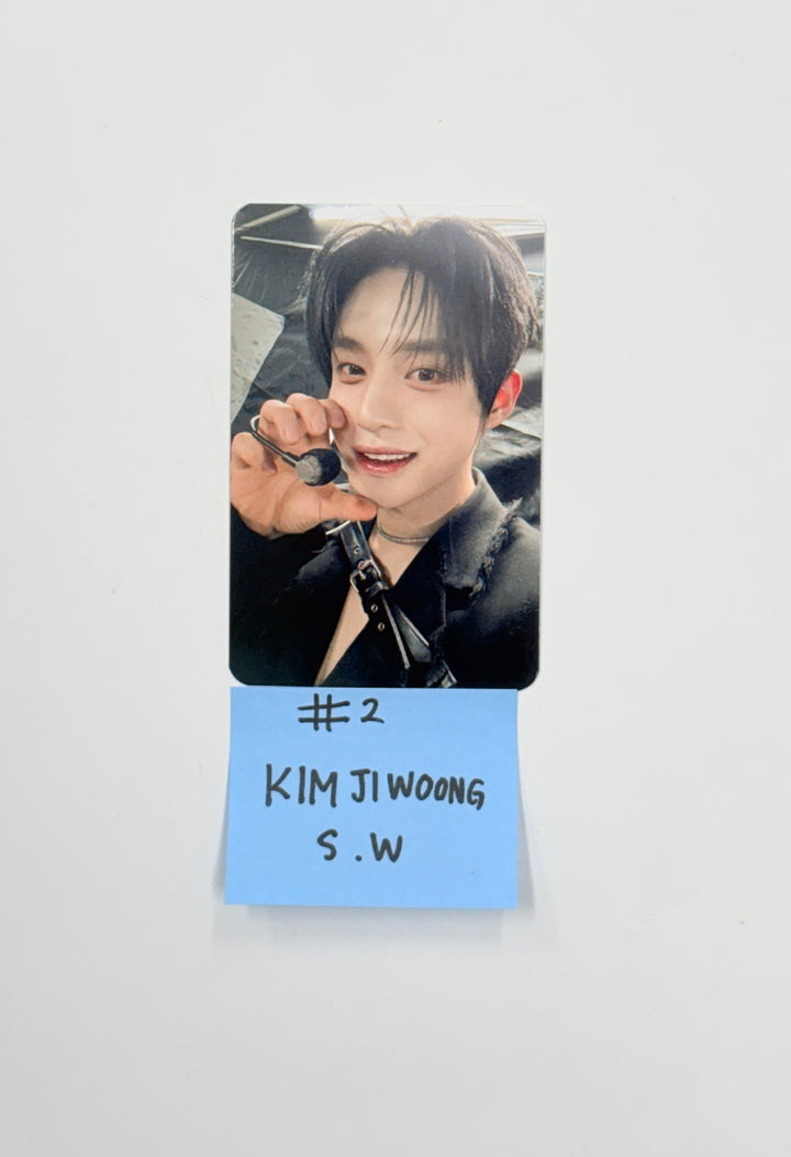 ZeroBaseOne "RE-FLOW" - Soundwave Pre-Order Benefit Photocard [26.02.06]