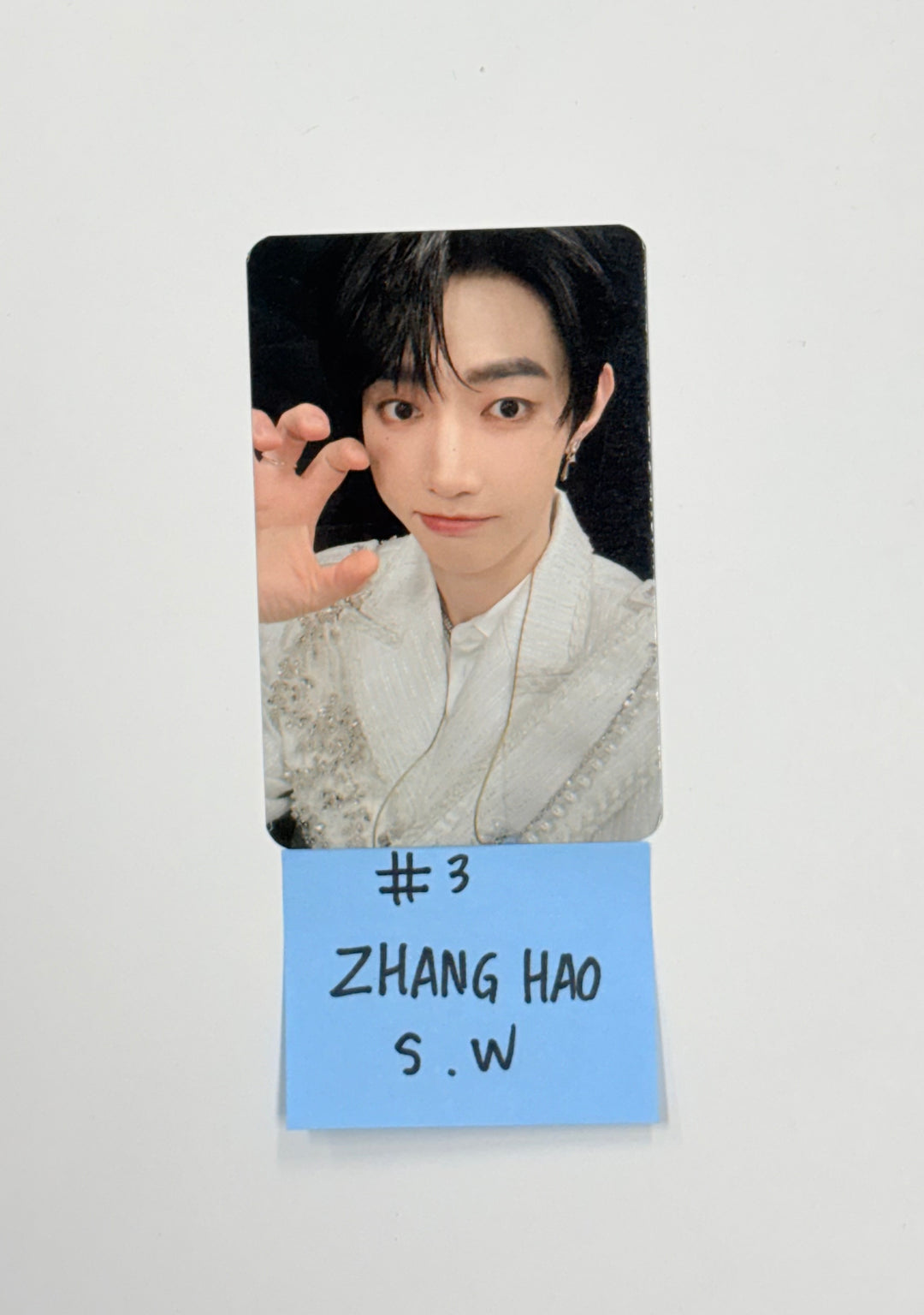 ZeroBaseOne "RE-FLOW" - Soundwave Pre-Order Benefit Photocard [26.02.06]