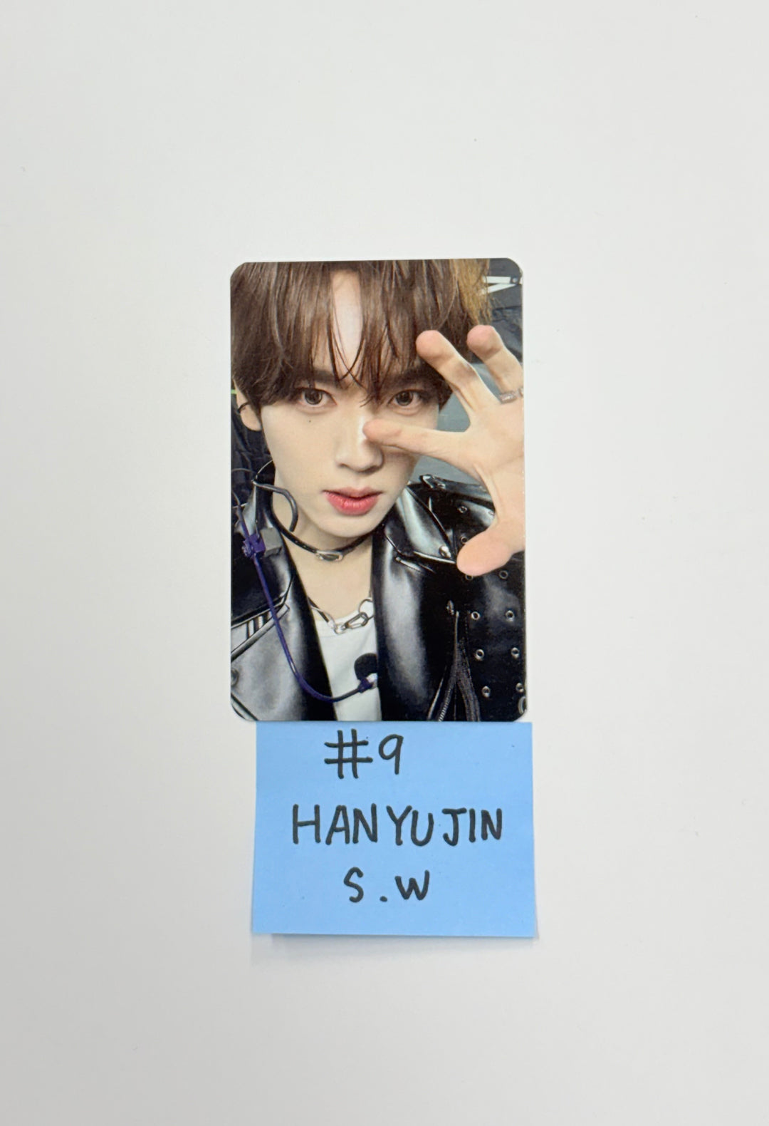 ZeroBaseOne "RE-FLOW" - Soundwave Pre-Order Benefit Photocard [26.02.06]