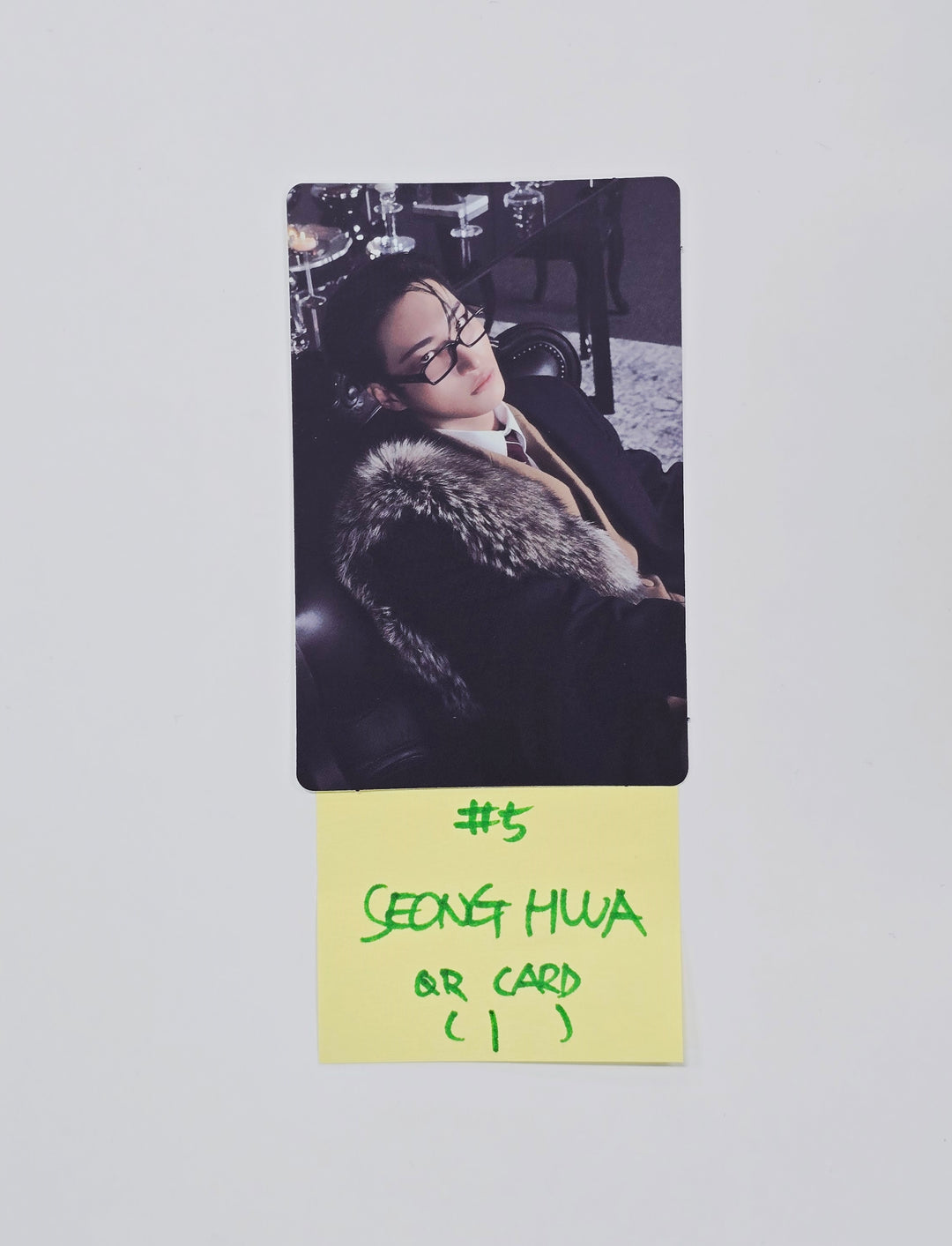 ATEEZ "GOLDEN HOUR : Part.4" - Official QR Photocard (POCAALBUM Ver.) [26.02.09]