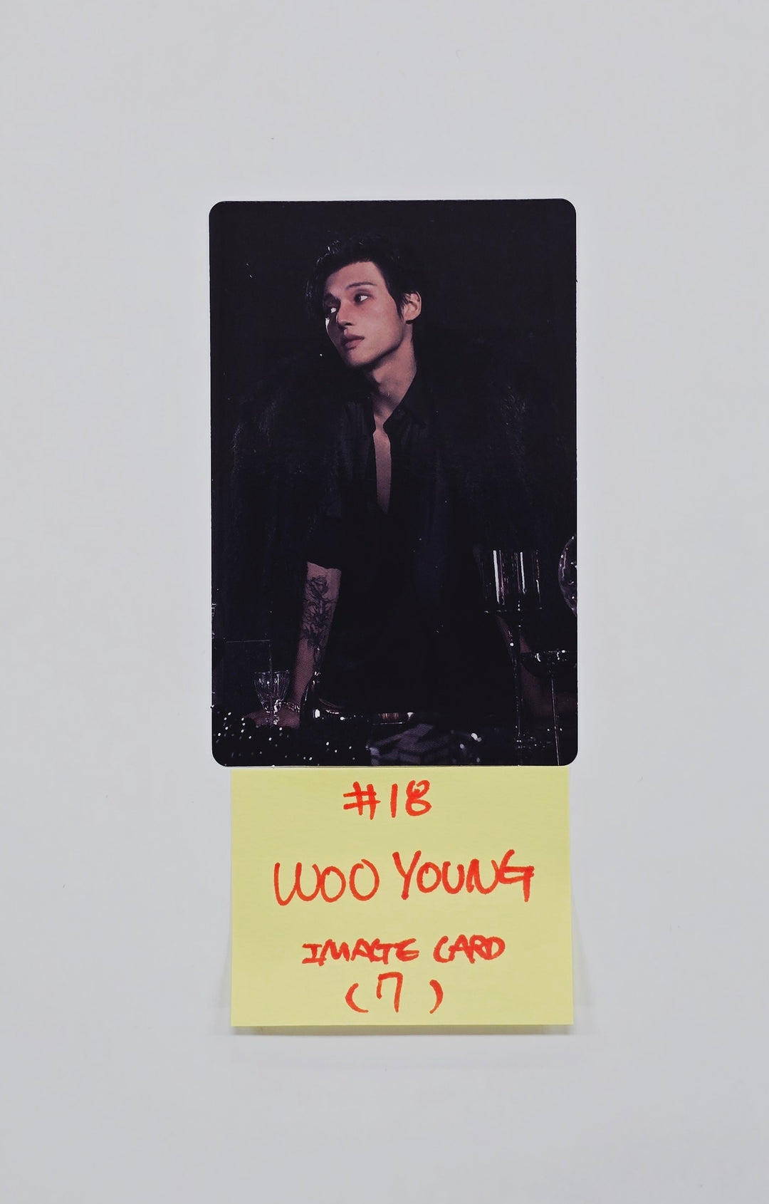 ATEEZ "GOLDEN HOUR : Part.4" - Official Image Photocard (POCAALBUM Ver.) [26.02.09]