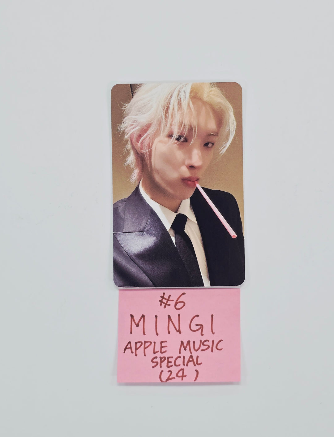 ATEEZ "GOLDEN HOUR : Part.4" - Apple Music Drink Event Photocard [26.02.10]