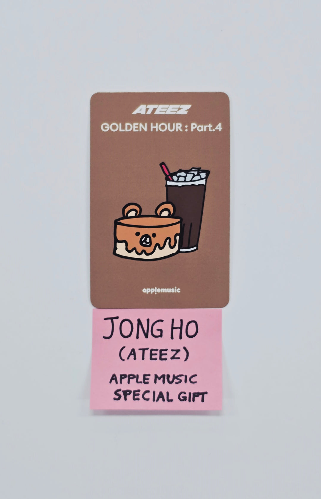 JONGHO (of ATEEZ) "GOLDEN HOUR : Part.4" - Hand Autographed(Signed) Photocard [26.02.10]