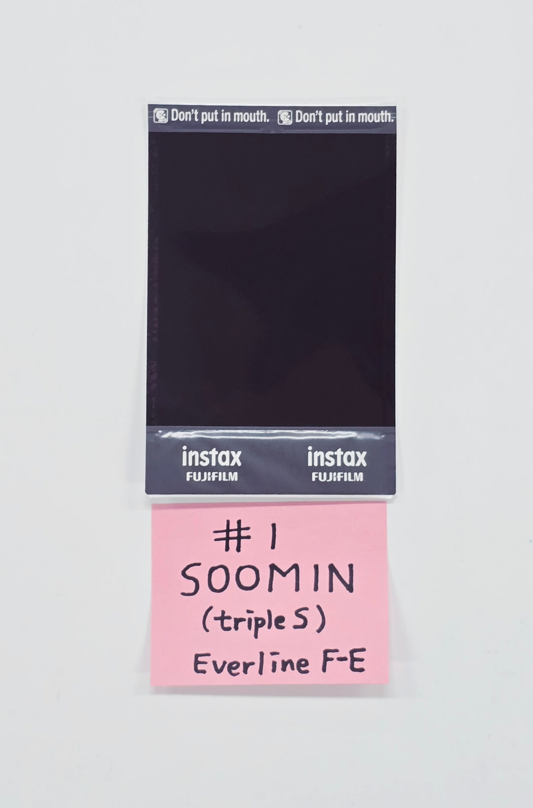 SOOMIN (of TripleS) - Hand Autographed(Signed) Polaroid [26.02.10]