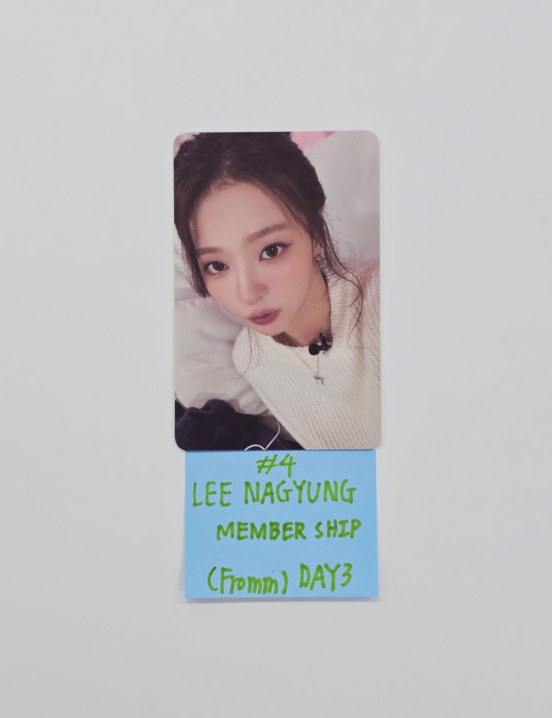 Fromis_9 - ENCORE World Tour Membership Event Photocard Day3 [26.02.11]