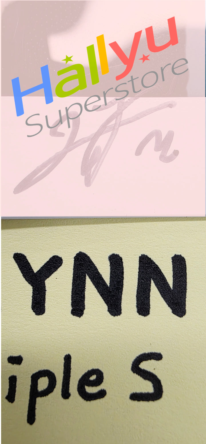 LYNN (of TripleS) - Hand Autographed(Signed) Polaroid [26.02.11]