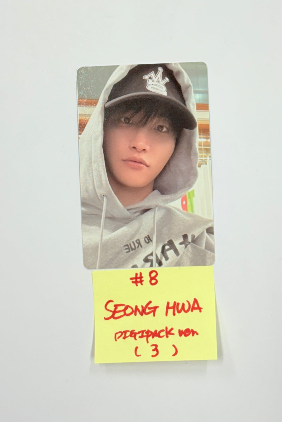 ATEEZ "GOLDEN HOUR : Part.4" - Official Photocard (Digipack ver) (hongjoong, seonghwa, yunho, yeosang) [26.02.12]