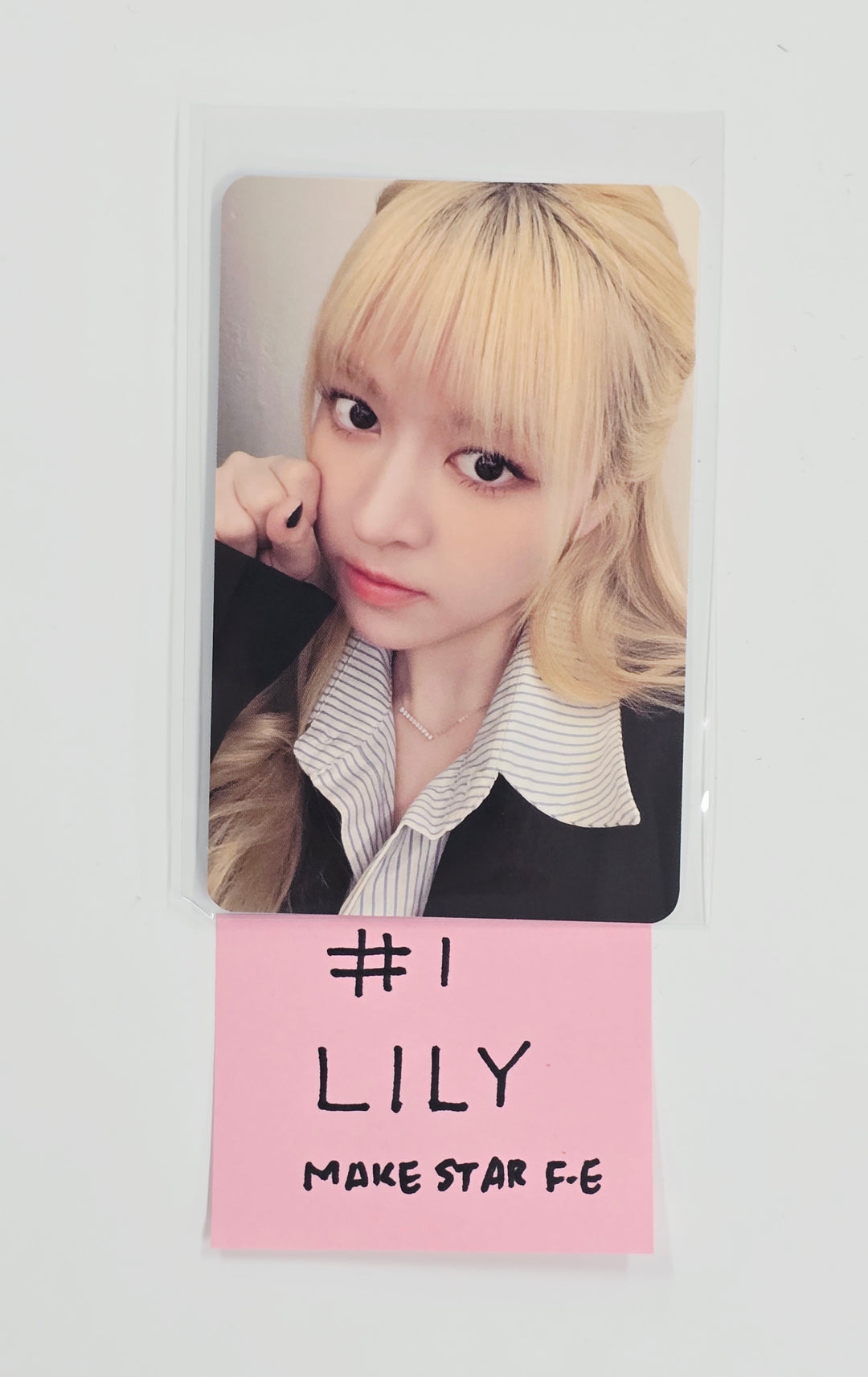 NMIXX "Blue Valentine" - Makestar Fansign Event Photocard R19 [26.02.13]