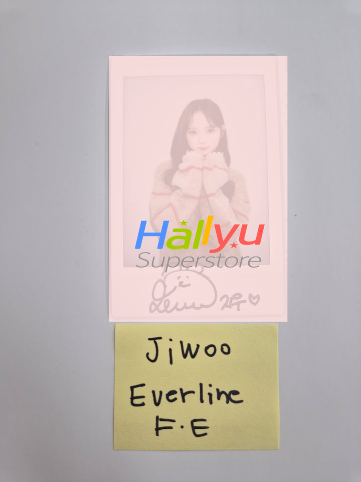 JiWoo (of TripleS) - Hand Autographed(Signed) Polaroid [26.02.19]