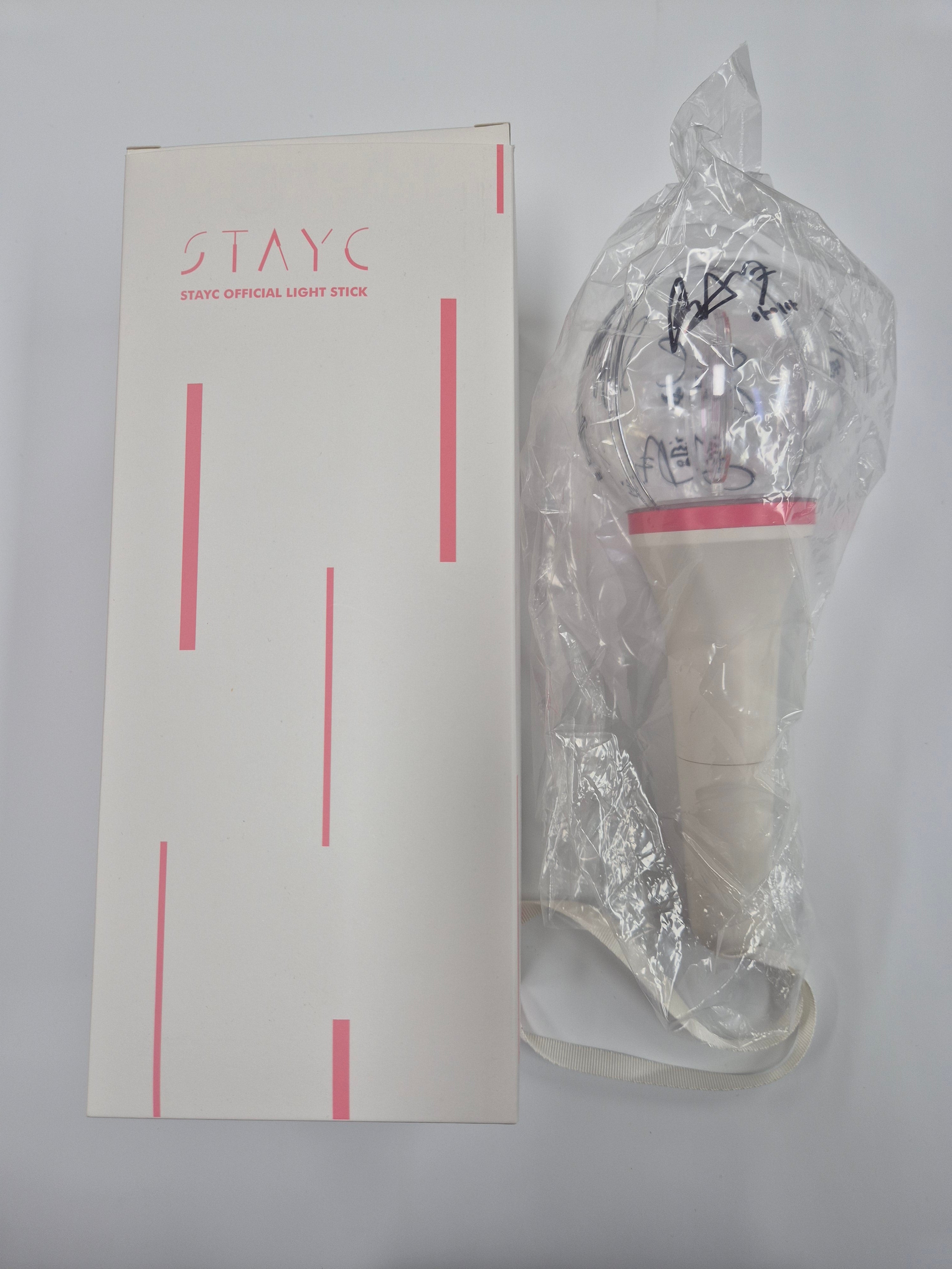 StayC - HALLYUSUPERSTORE