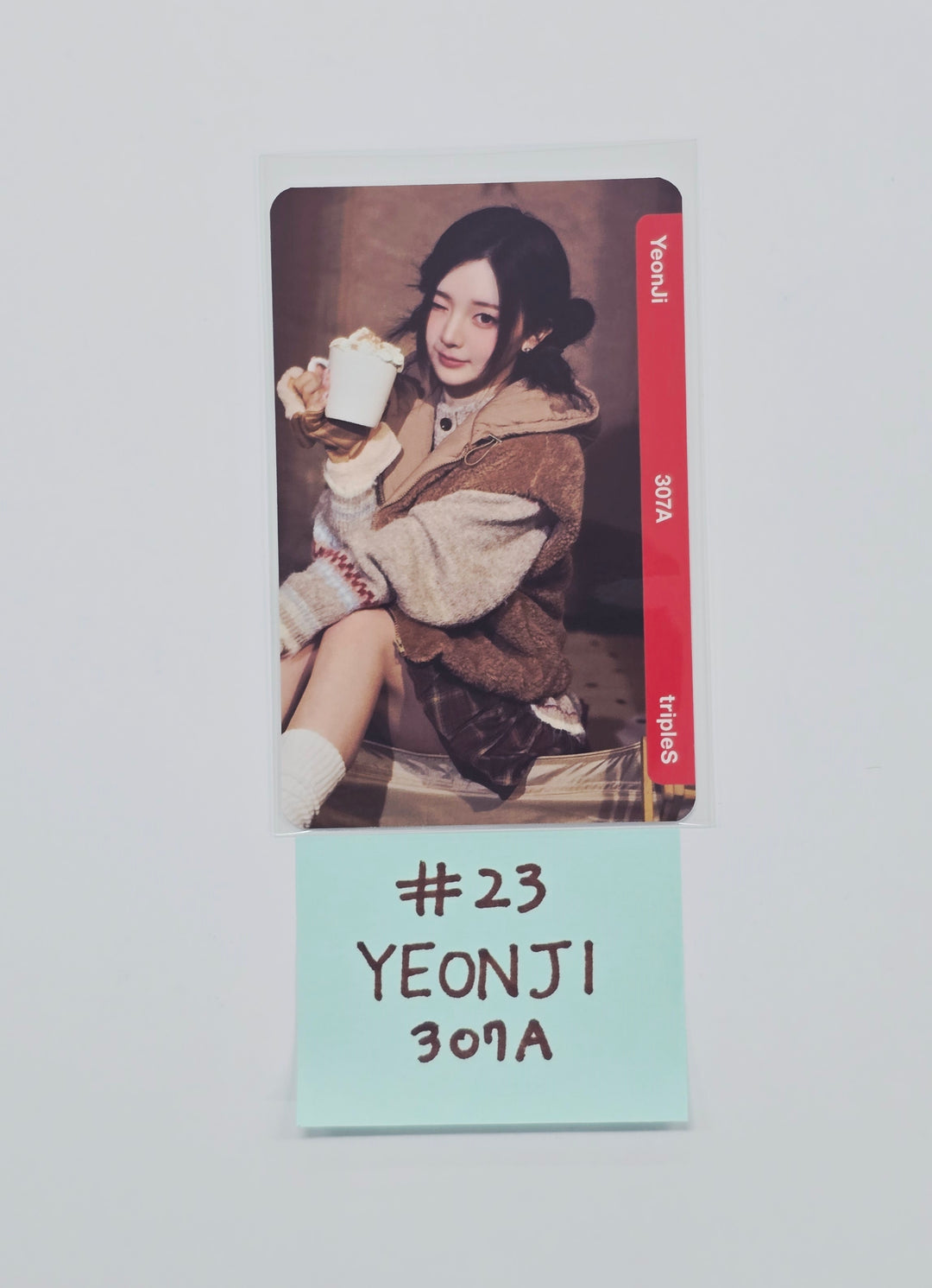 Triples_msnz "Beyond Beauty" - TripleS msnz X Lotte Home Shopping Double Class Objekt Photocard (Objekt Music Album ver.) (1) [26.02.20]