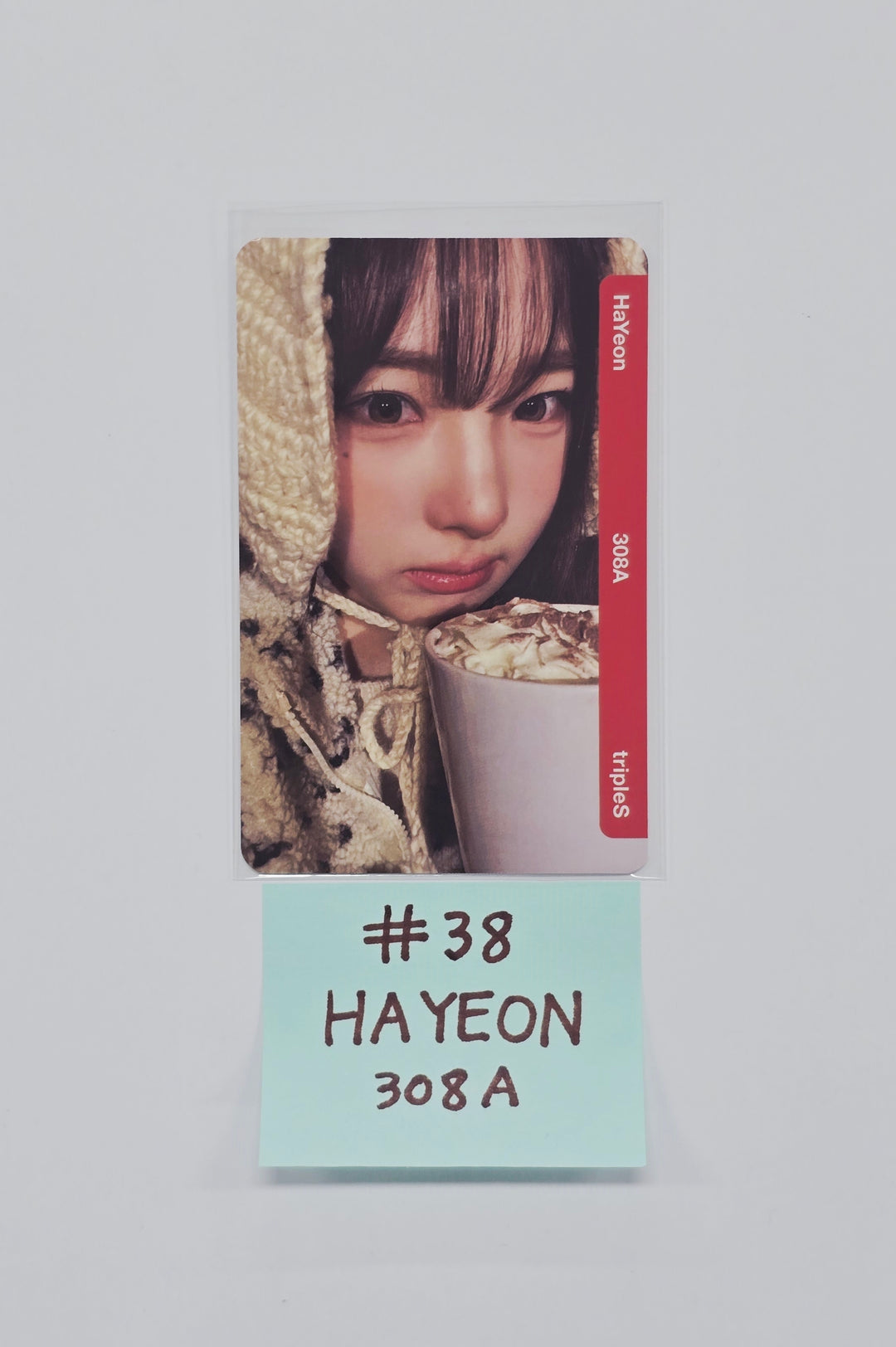 Triples_msnz "Beyond Beauty" - TripleS msnz X Lotte Home Shopping Double Class Objekt Photocard (Objekt Music Album ver.) (2) [26.02.20]