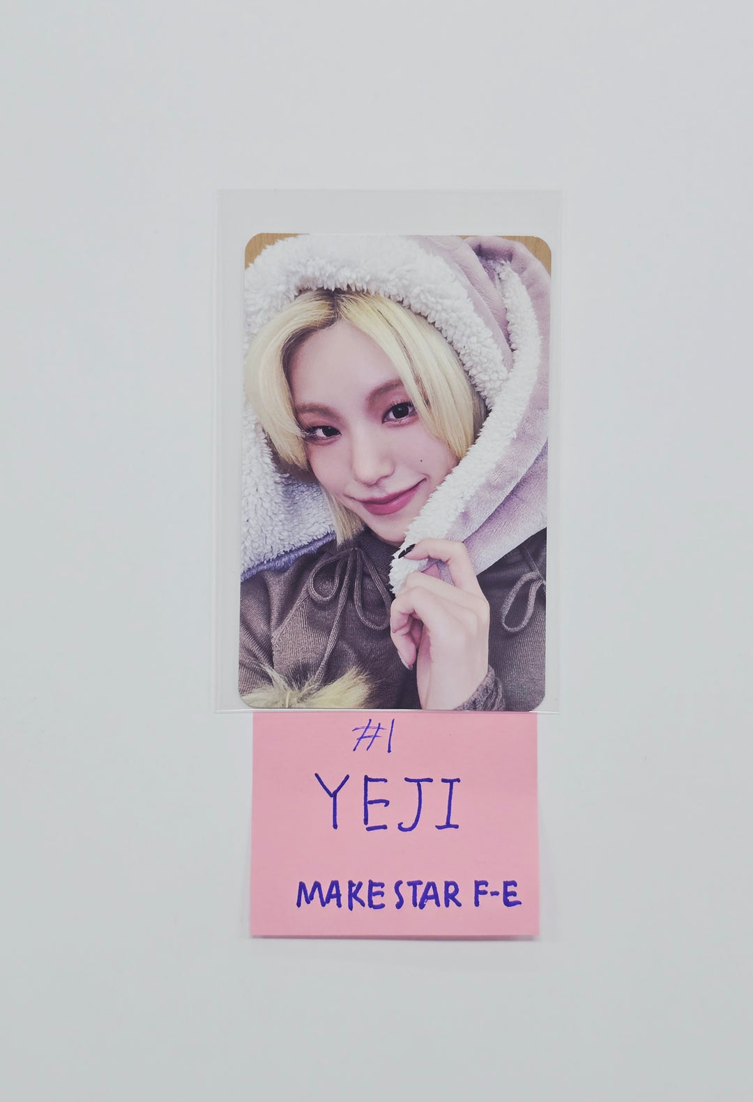 ITZY "TUNNEL VISION" - Makestar Fansign Event Photocard R7 (POCAALBUM Ver.) [26.02.23]
