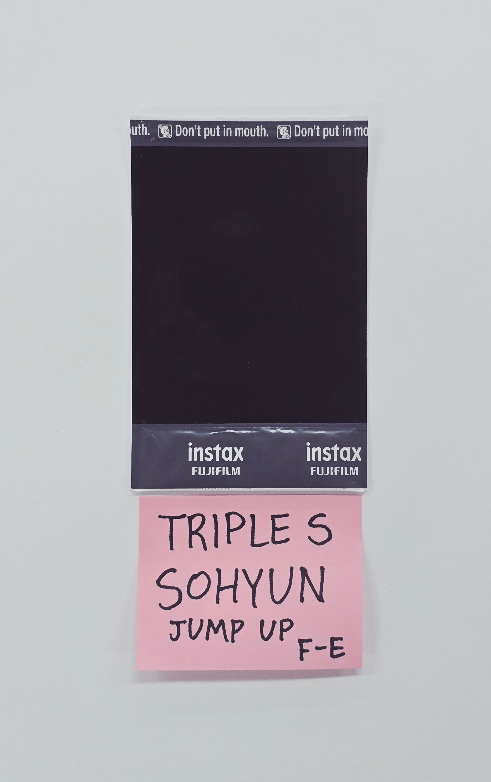 SOHYUN (of TripleS) - Hand Autographed(Signed) Polaroid [26.02.23