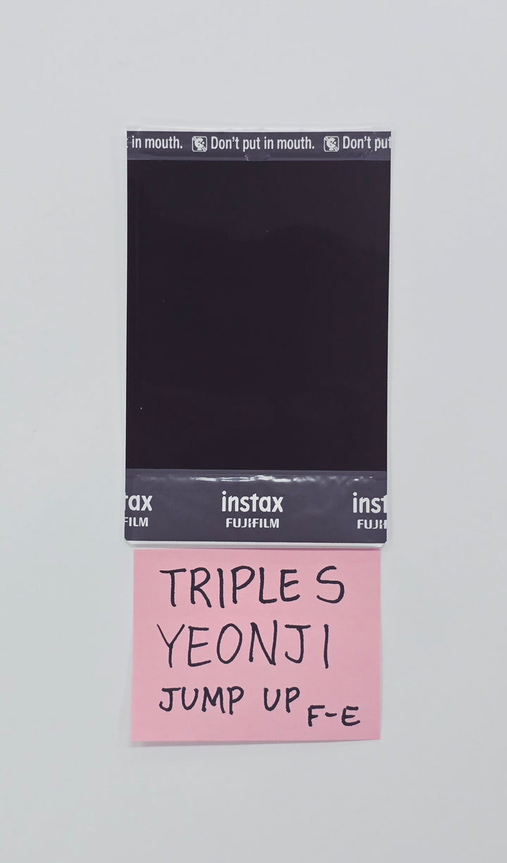 YEONJI (of TripleS) - Hand Autographed(Signed) Polaroid [26.02.23]