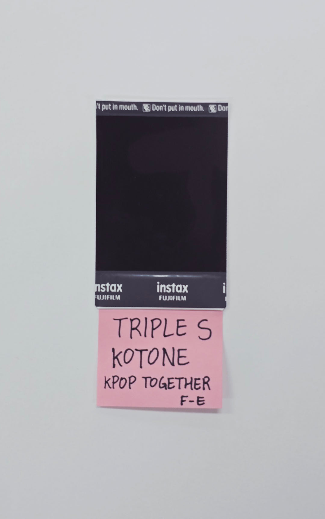 Kotone (of TripleS) -  Kpop Togther  Fansign Event Hand Autographed(Signed) Polaroid [26.02.23]