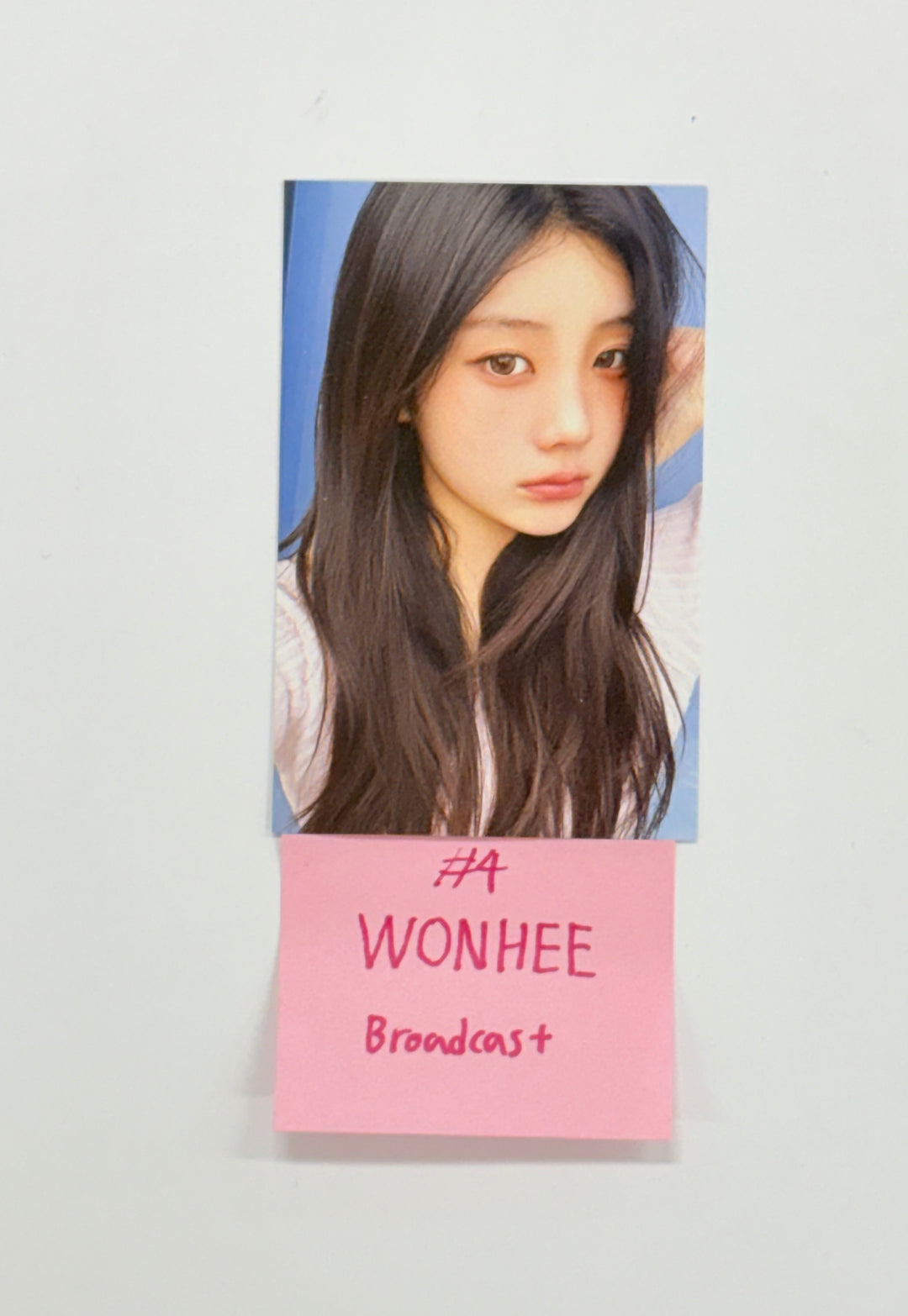 ILLIT "NOT CUTE ANYMORE" - Broadcast Photocard [26.02.26]