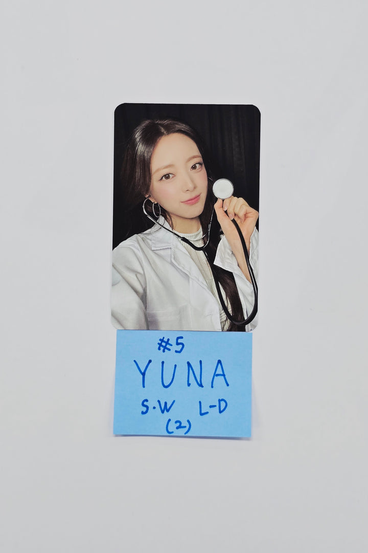 ITZY "TUNNEL VISION" - Soundwave Lucky Draw Event Photocard [26.02.27]