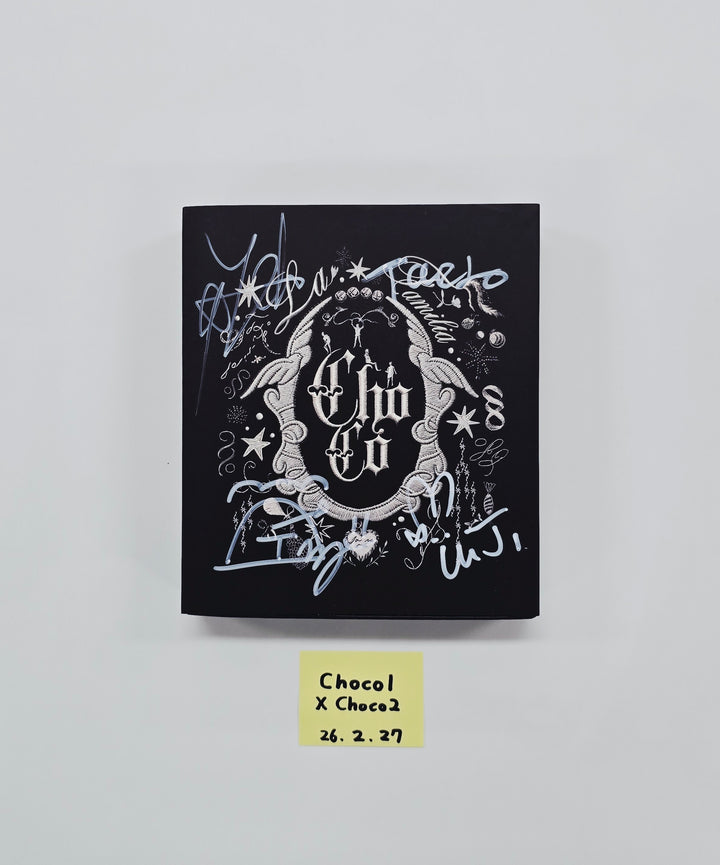 Choco1 X Choco2 "ChoCo La Familia" - Hand Autographed(Signed) Promo Album [26.02.27]