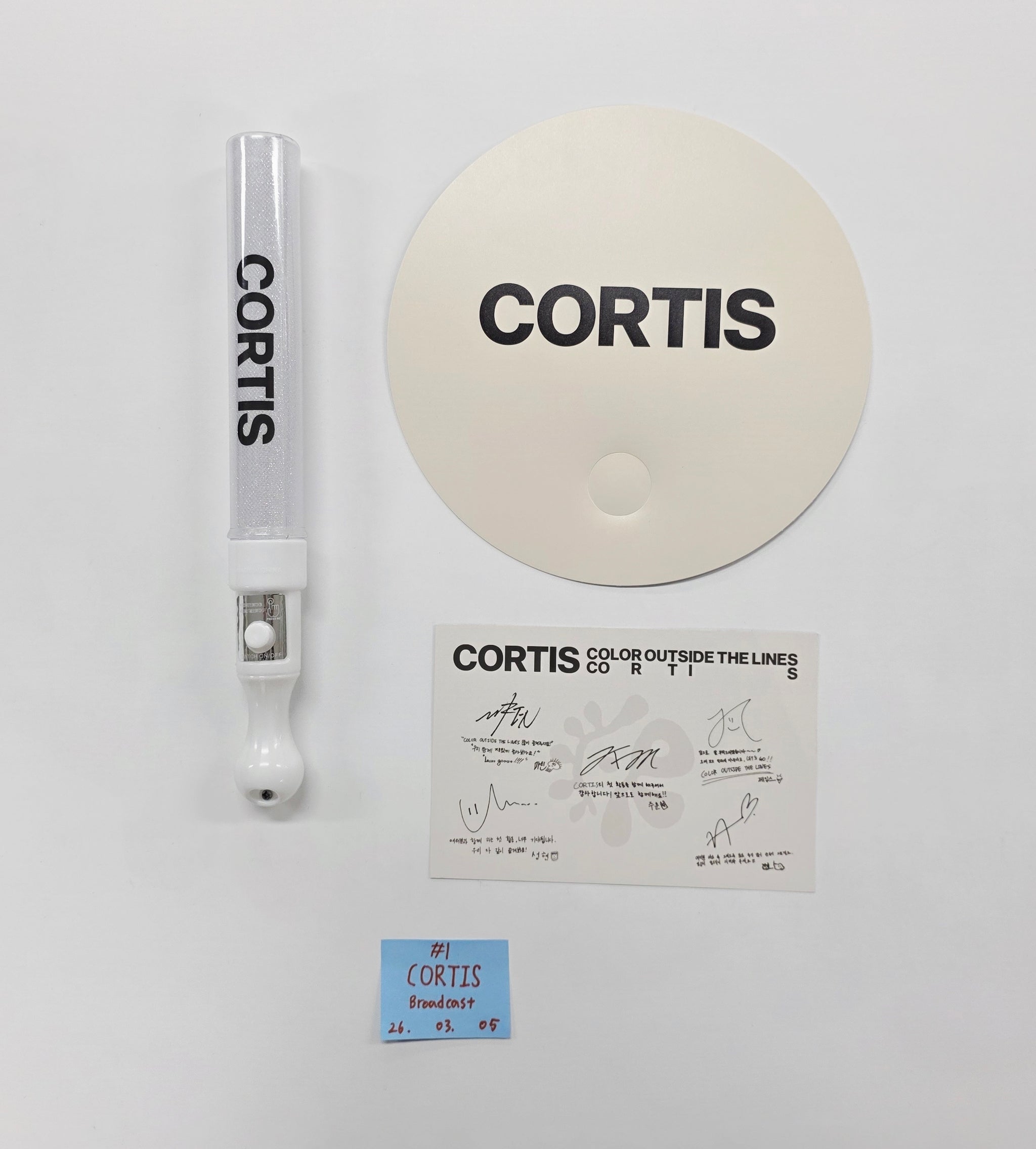 CORTIS - Broadcast Light Stick + Postcard Set [26.03.05]