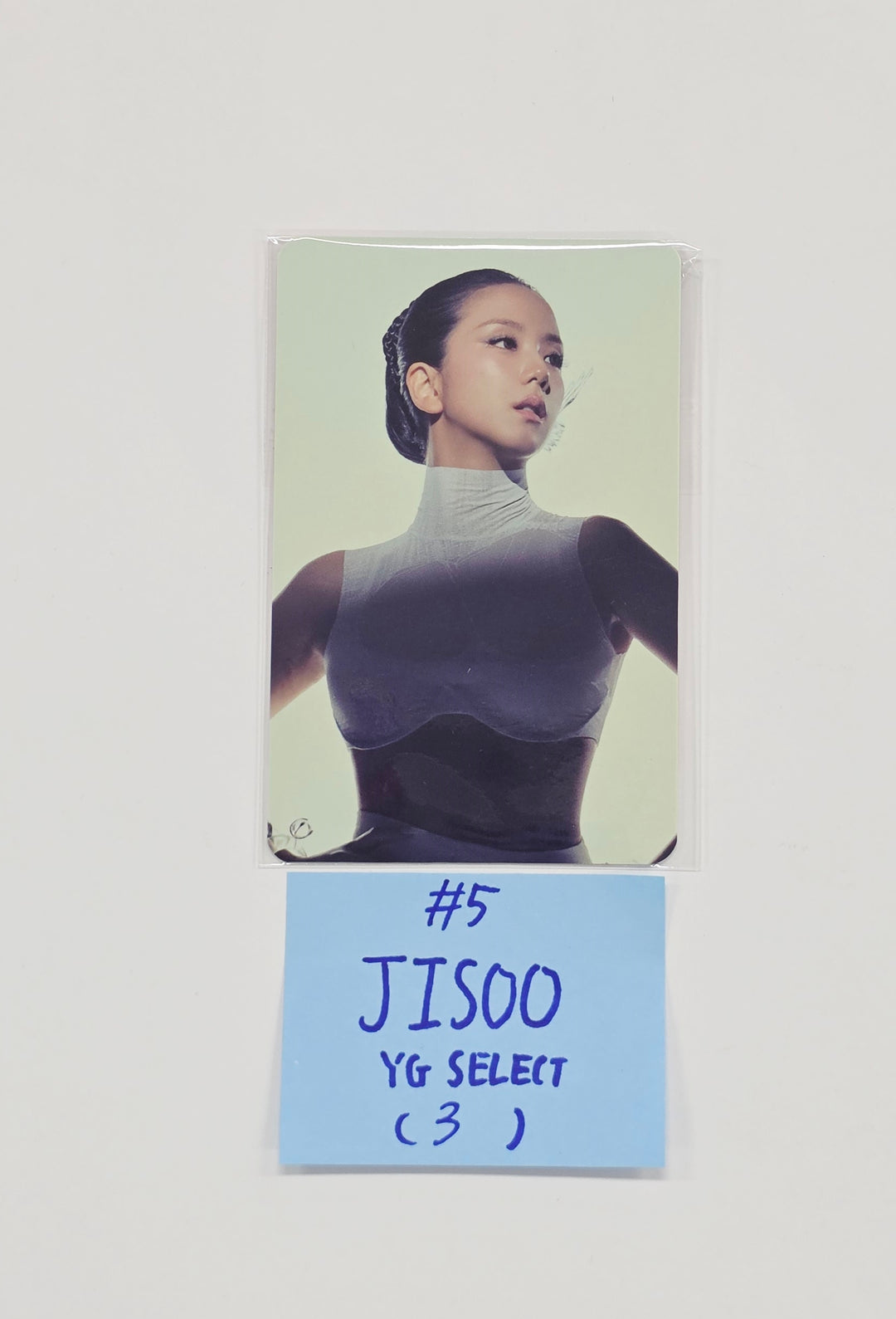 Black Pink "DEADLINE" - YG Select Pre-Order Benefit Photocard (GRAY Ver.) [26.03.05]