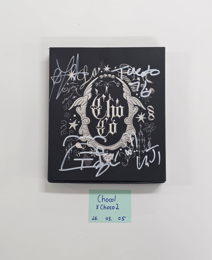 Choco1 X Choco2 "ChoCo La Familia" - Hand Autographed(Signed) Promo Album [26.03.06]