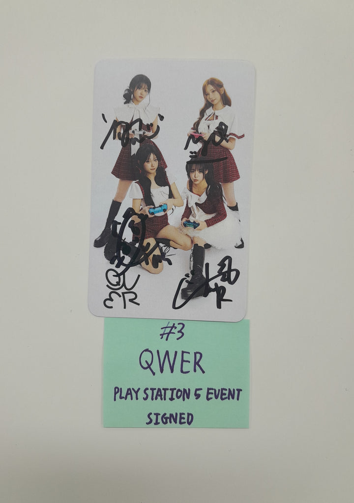 QWER - QWER X  Play Station Hand Autographed(Signed) Photocard [26.03.06]