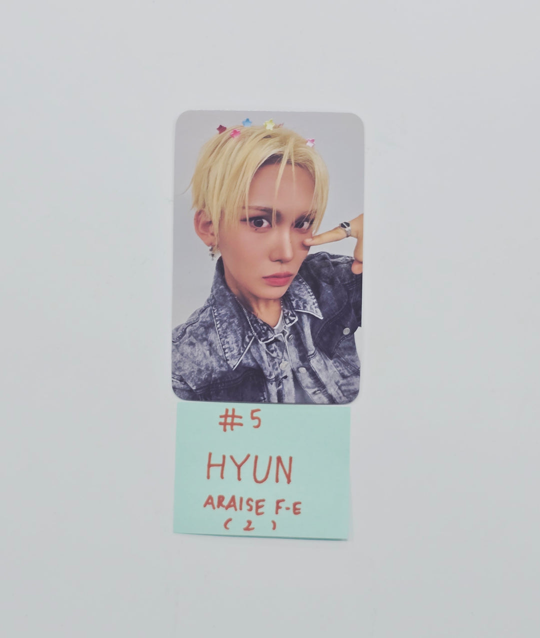 XLOV "UXLXVE" - ARAISE Fansign Event Photocard R2 [26.03.11]