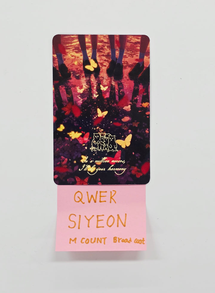 SIYEON (of QWER) - Hand Autographed(Signed) Broadcast Photocard [26.03.12]