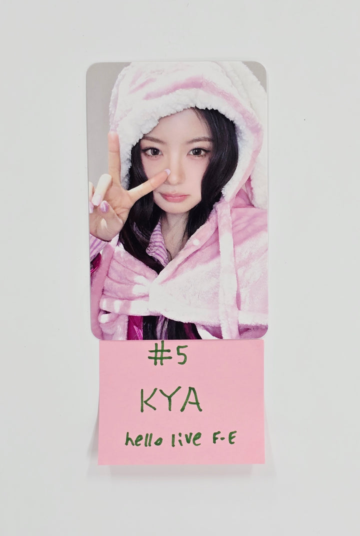 KiiiKiii "Delulu Pack" - Hello Live Fansign Event Photocard [26.03.12]