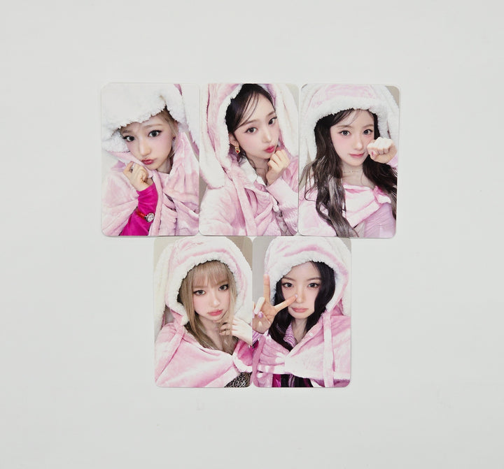 KiiiKiii "Delulu Pack" - Hello Live Fansign Event Photocard [26.03.12]