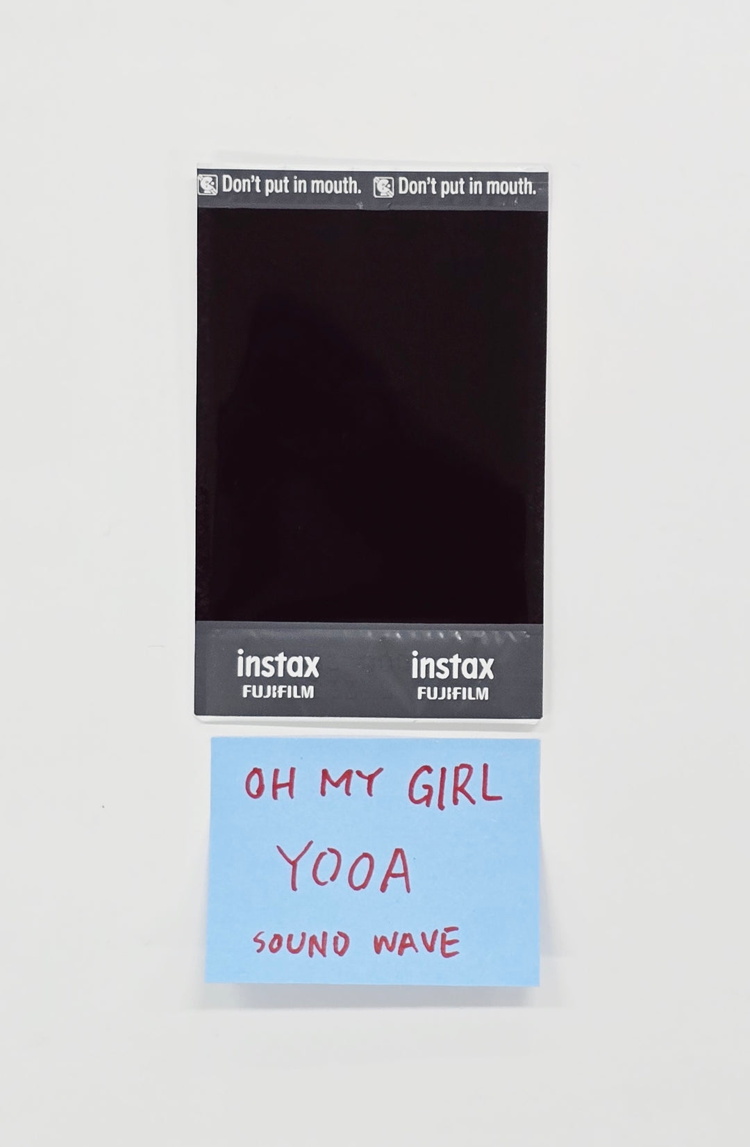 YOOA (of Oh My Girl) - Hand Autographed(Signed) Polaroid [26.03.13]