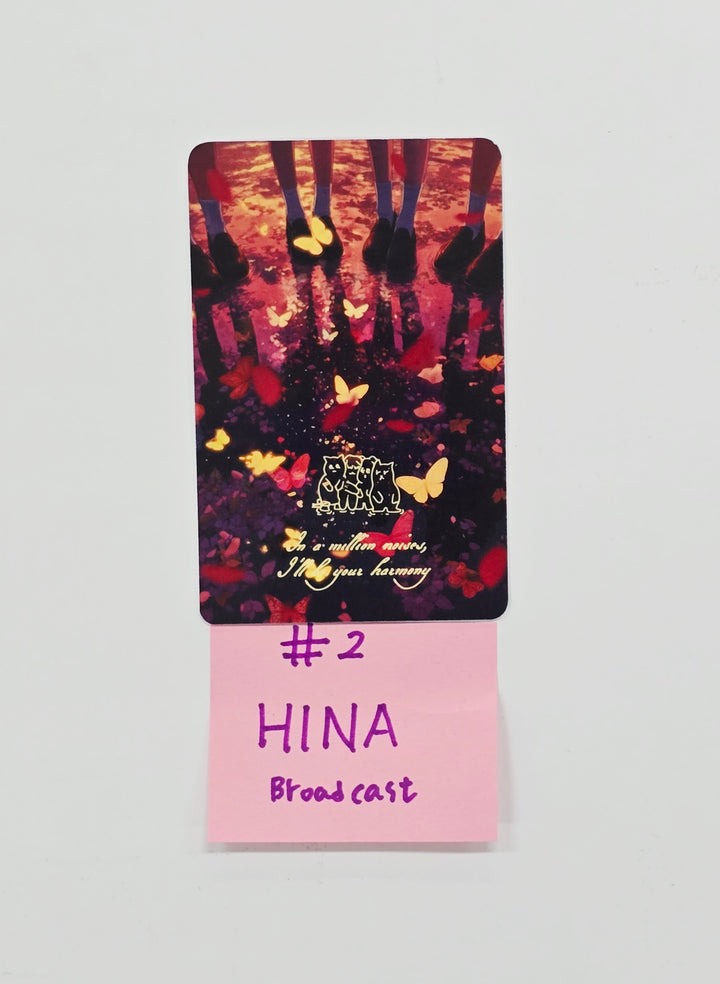 QWER - Hand Autographed(Signed) Broadcast Photocard [26.03.20]