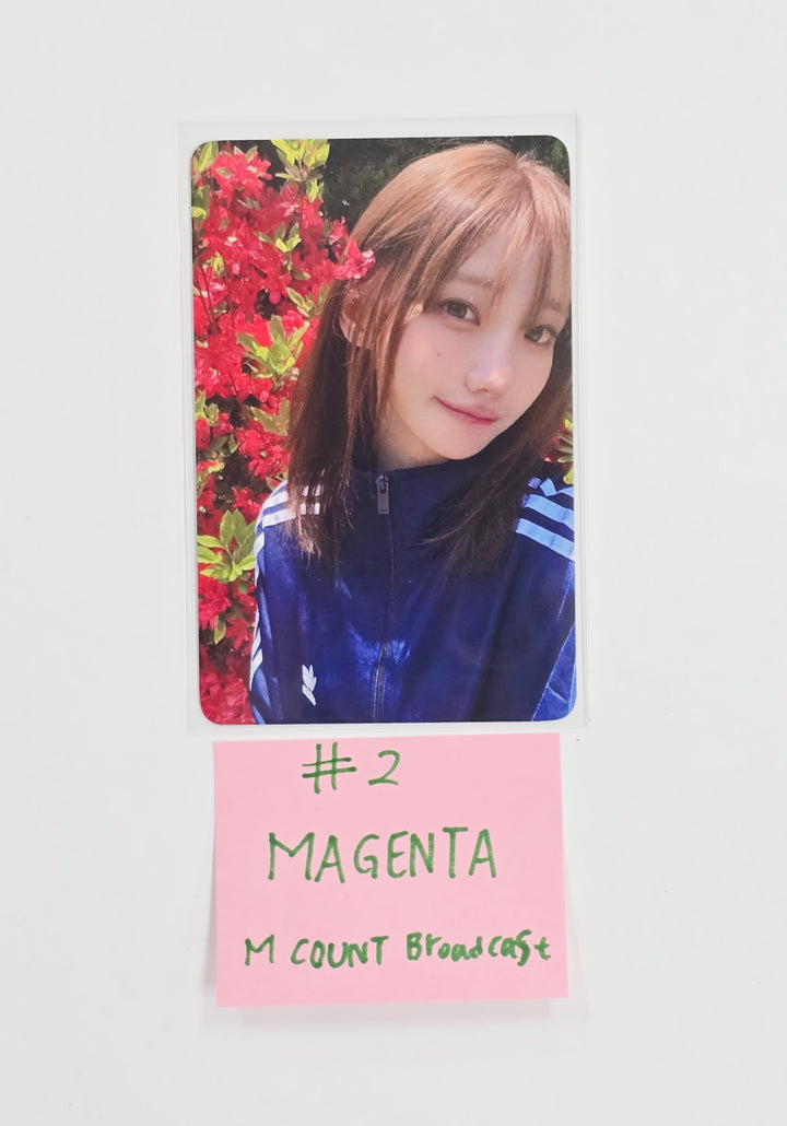 QWER - M Count Broadcast Photocard [26.03.20]