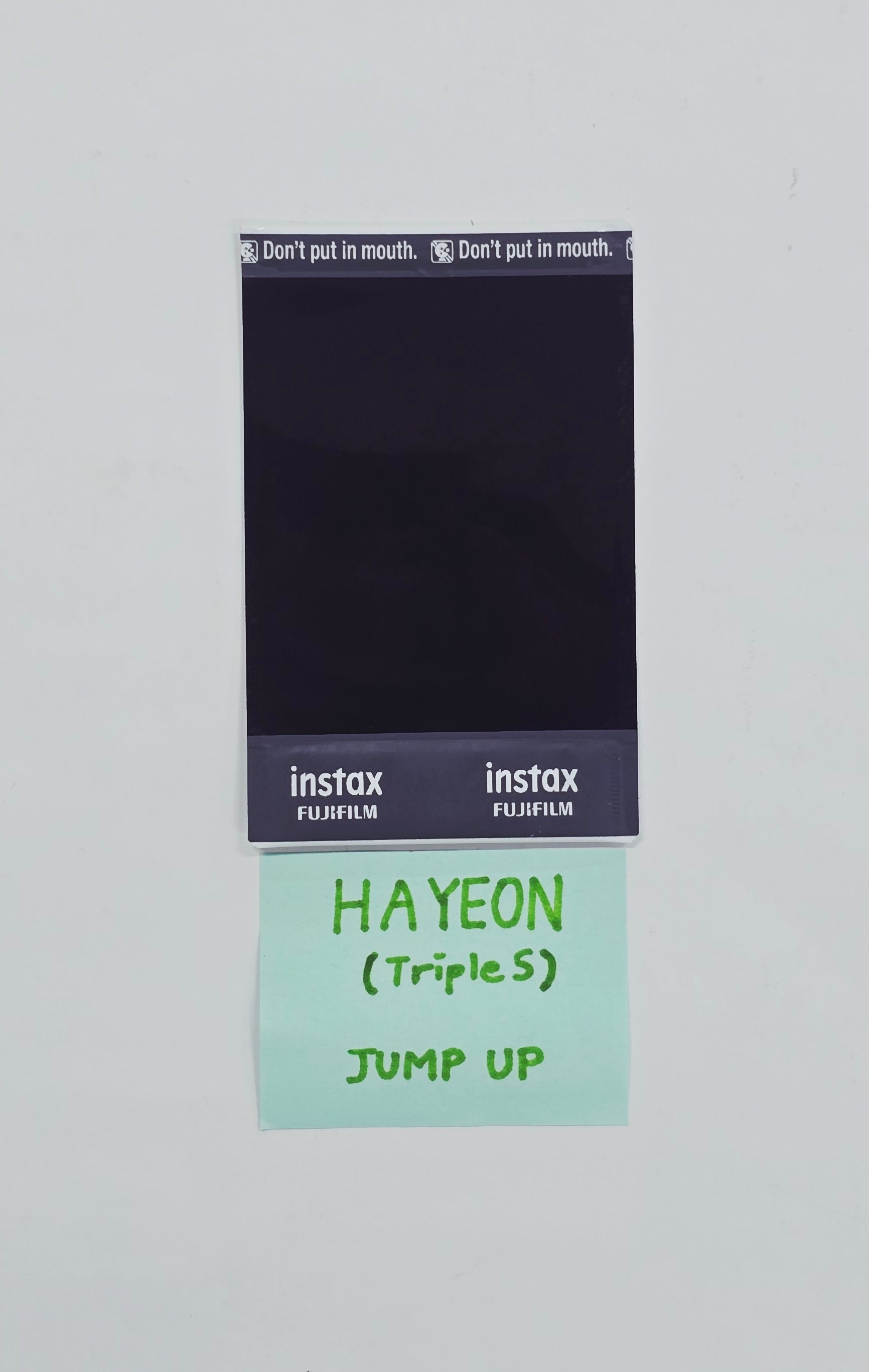 HAYEON (of Triples) - Hand Autographed(Signed) Polaroid [26.03.24