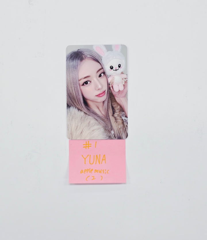 YUNA (of ITZY) "Ice Cream" - Apple Music Pre-Order Benefit Photocard, Photo Magnet [26.03.25]